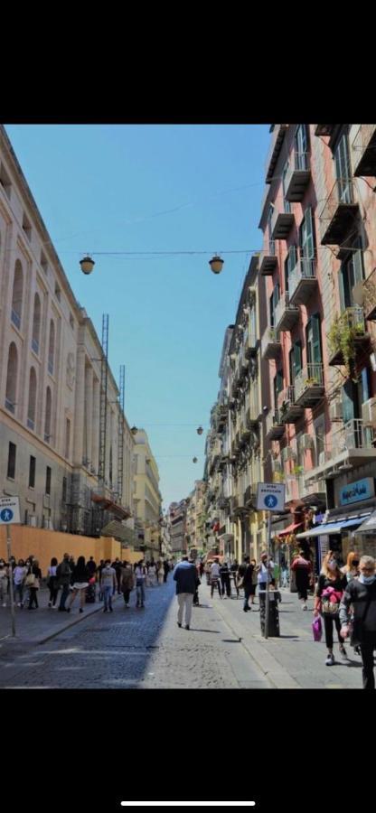 مبيت وإفطار نابولي La Dimora Dei Borboni المظهر الخارجي الصورة